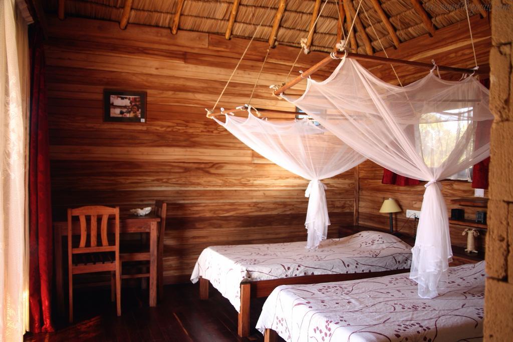 Hotel Solidaire Mangily Ифати Стая снимка